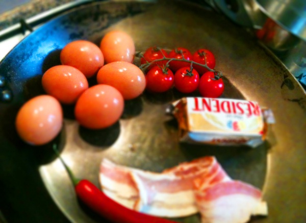 recept-scrambled-eggs-na-zavtrak