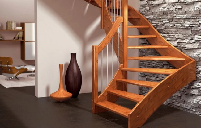 Типы деревянной лестницы и этапы изготовления модели