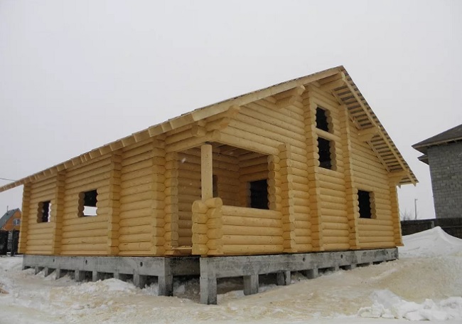 Усадка деревянного дома
